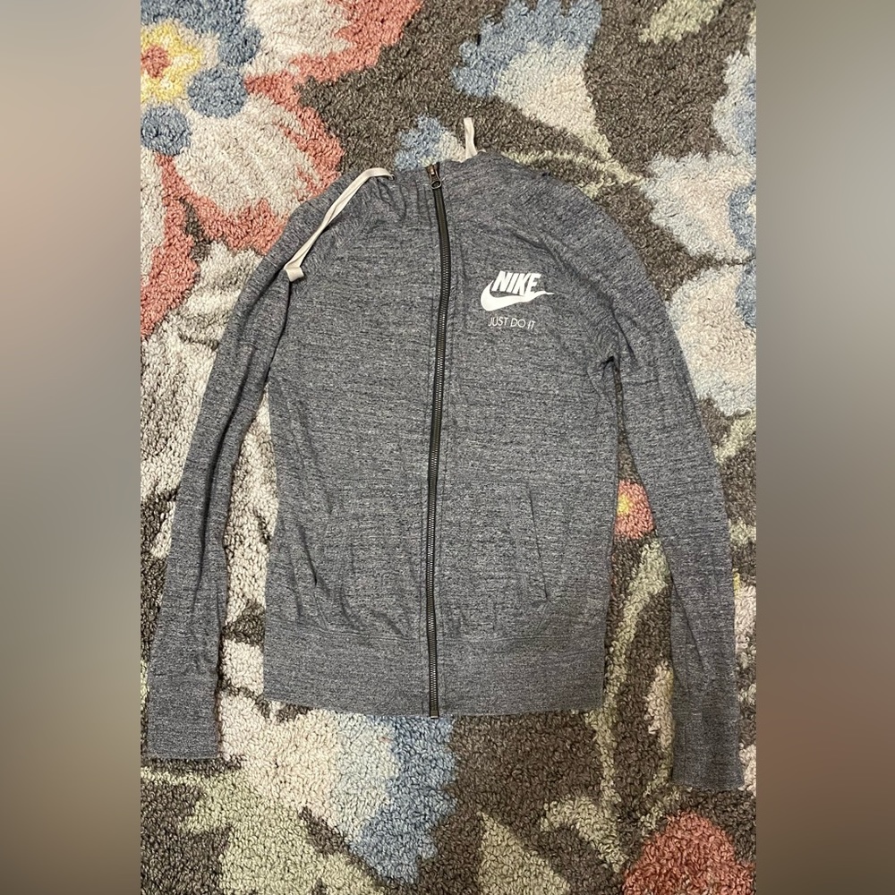 Nike zip-up jacket - Picture 2 of 5